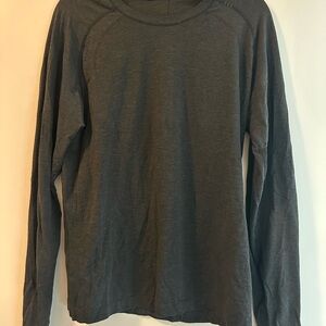 Lululemon Men’s Black Metal Vent Tech Longsleeve - Medium